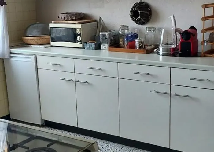 04 Luberon 3 8 Personnes Vachères