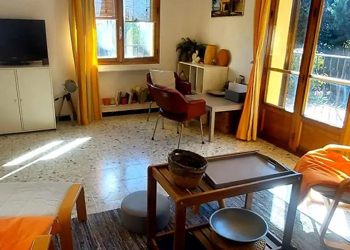 04 Luberon 3 8 Personnes Villa *