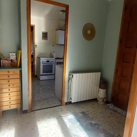 04 Luberon 3 8 Personnes * Vachères