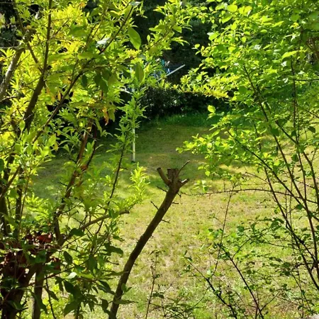 04 Luberon 3 8 Personnes * Vachères