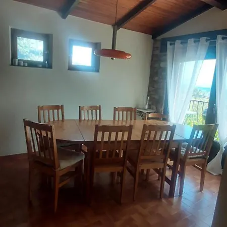 04 Luberon 3 8 Personnes *