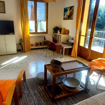 04 Luberon 3 8 Personnes Villa *