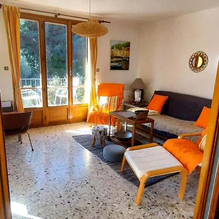 04 Luberon 3 8 Personnes *