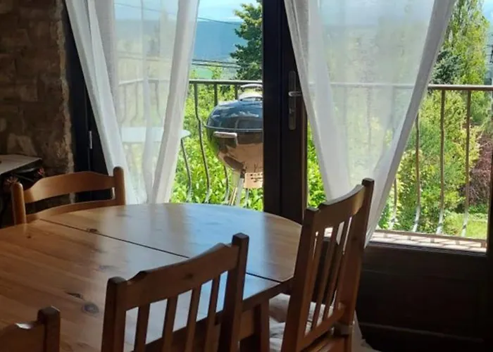 04 Luberon 3 8 Personnes *